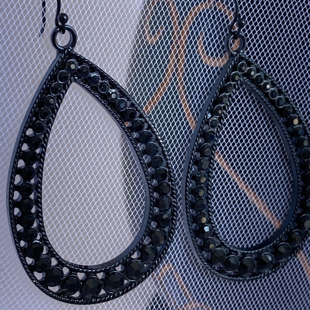 DRESS Black Earrings with Black Crystals - Picture 4 of 9